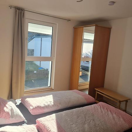 Ferienwohnung Am Rursee ジンメラート エクステリア 写真
