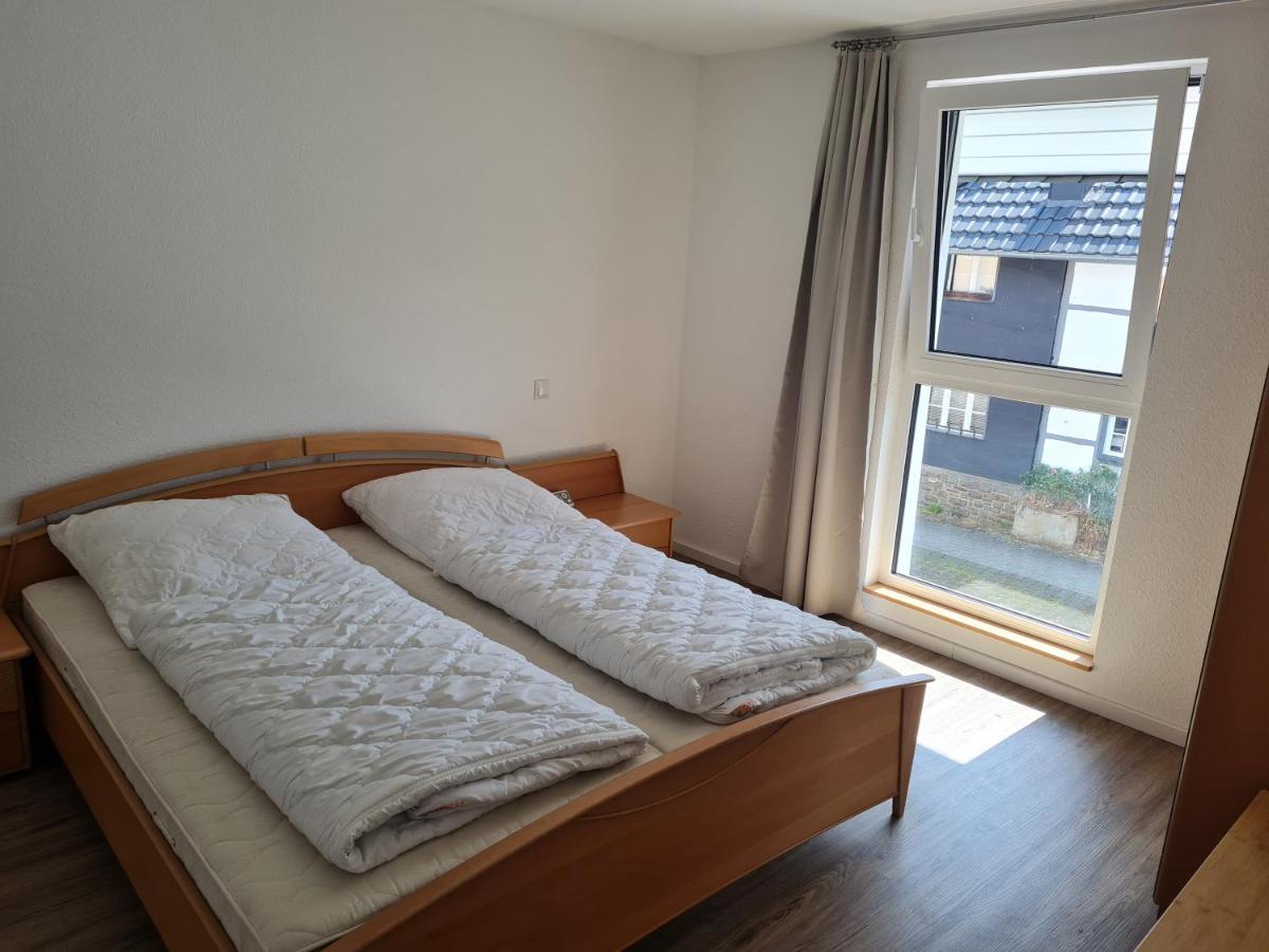 Ferienwohnung Am Rursee ジンメラート エクステリア 写真